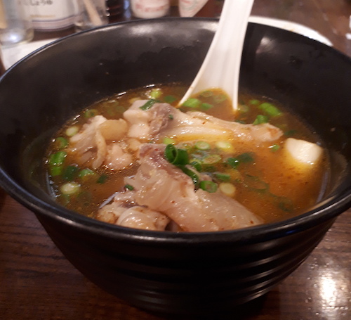 辛々(からから)豚足スープ